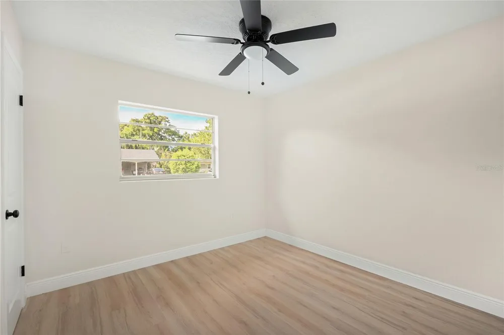 3733 SURREY DRIVE Orlando, FL 32812
