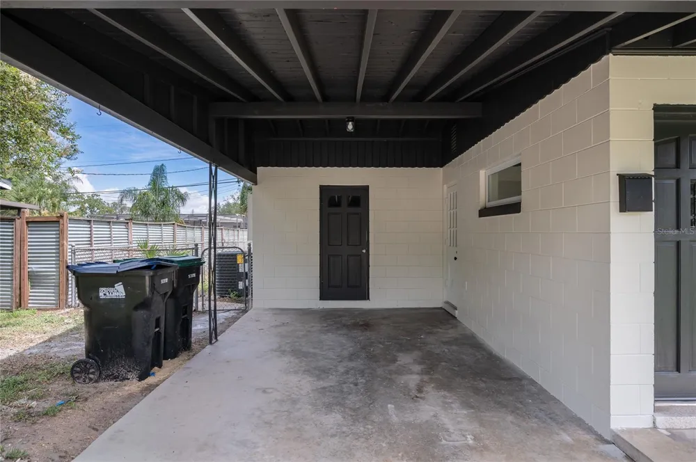 3733 SURREY DRIVE Orlando, FL 32812