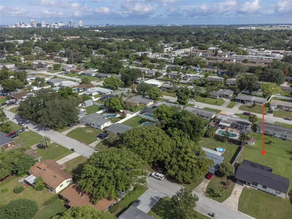 3733 SURREY DRIVE Orlando, FL 32812