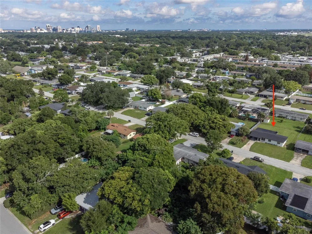 3733 SURREY DRIVE Orlando, FL 32812