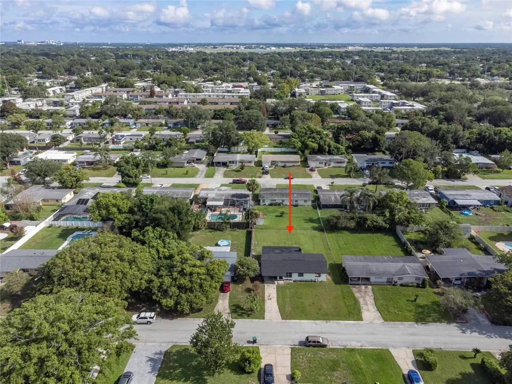 3733 SURREY DRIVE Orlando, FL 32812