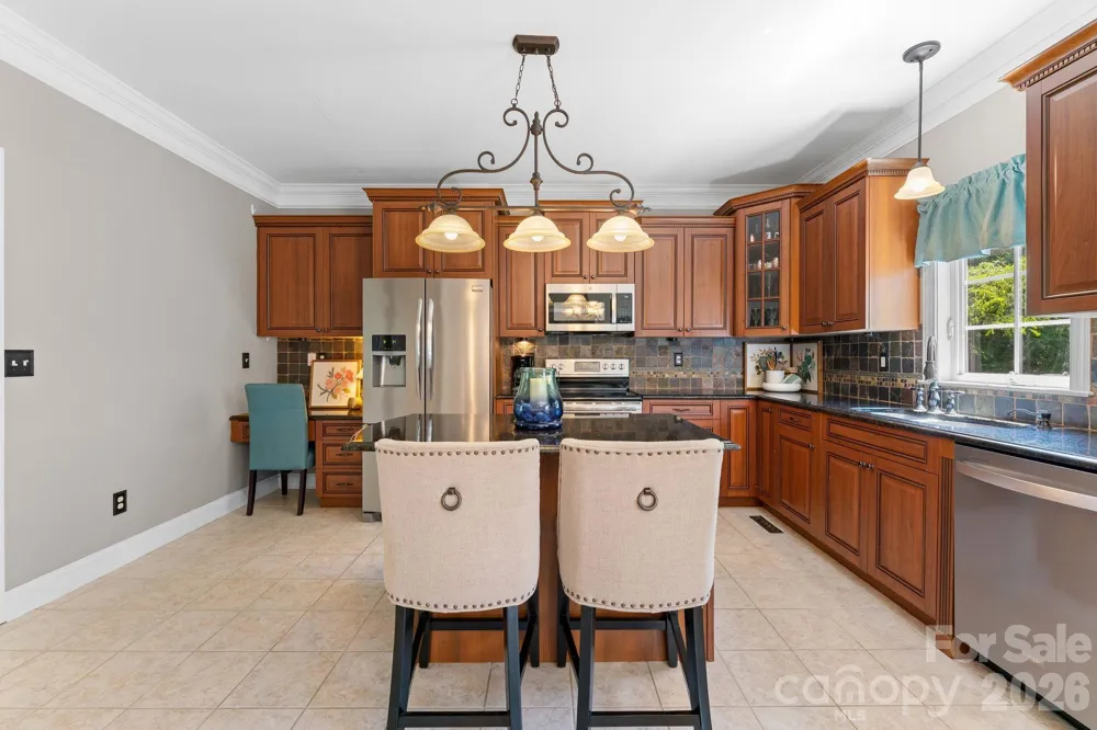 220 Lake Dale Court Clemmons, NC 27012