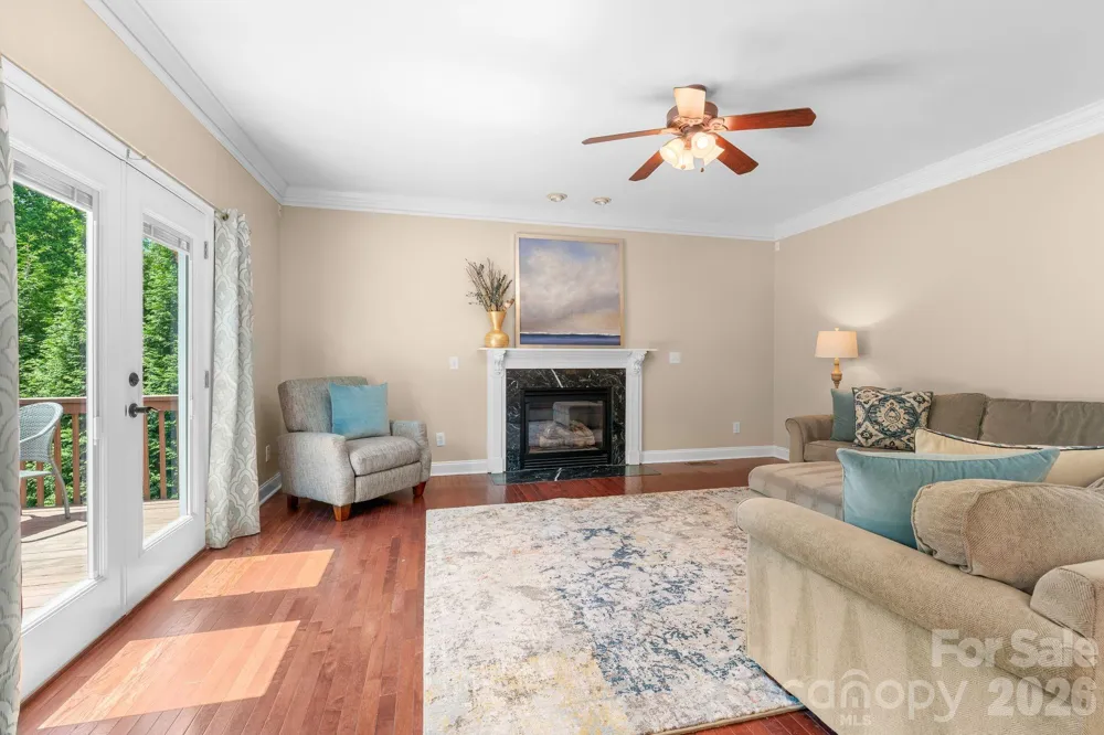 220 Lake Dale Court Clemmons, NC 27012