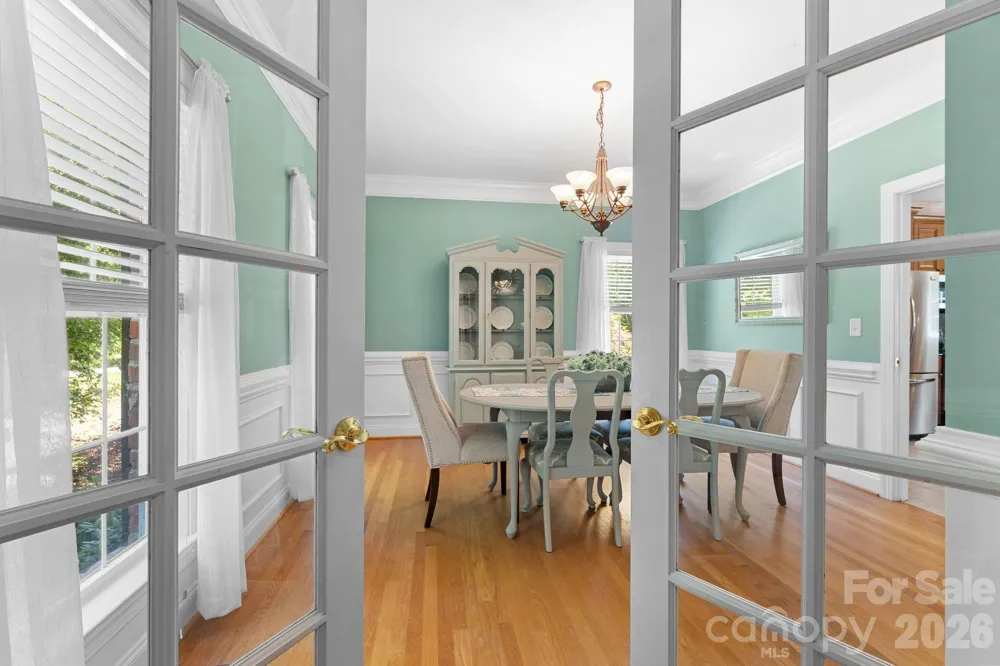 220 Lake Dale Court Clemmons, NC 27012