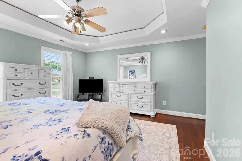 220 Lake Dale Court Clemmons, NC 27012
