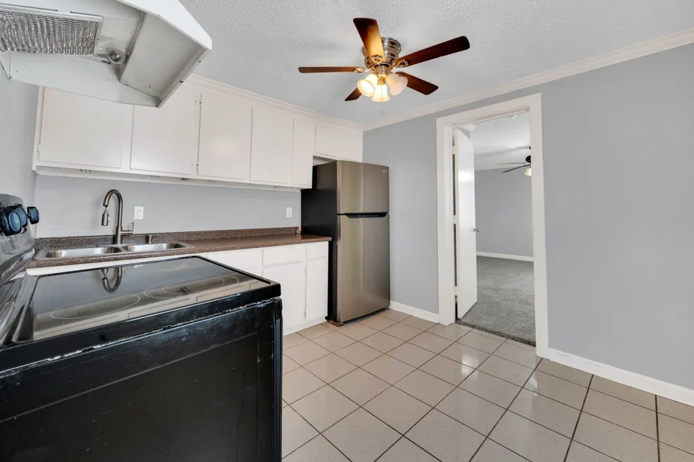 412 E Avenue F Midlothian, TX 76065