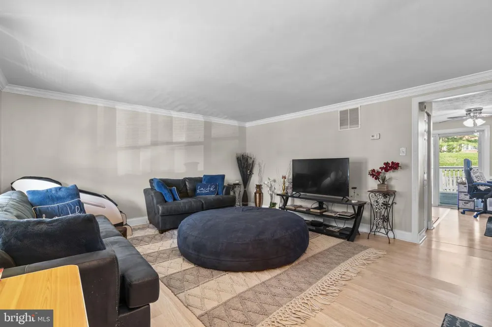 60 TRIPLE CROWN COURT Baltimore, MD 21244
