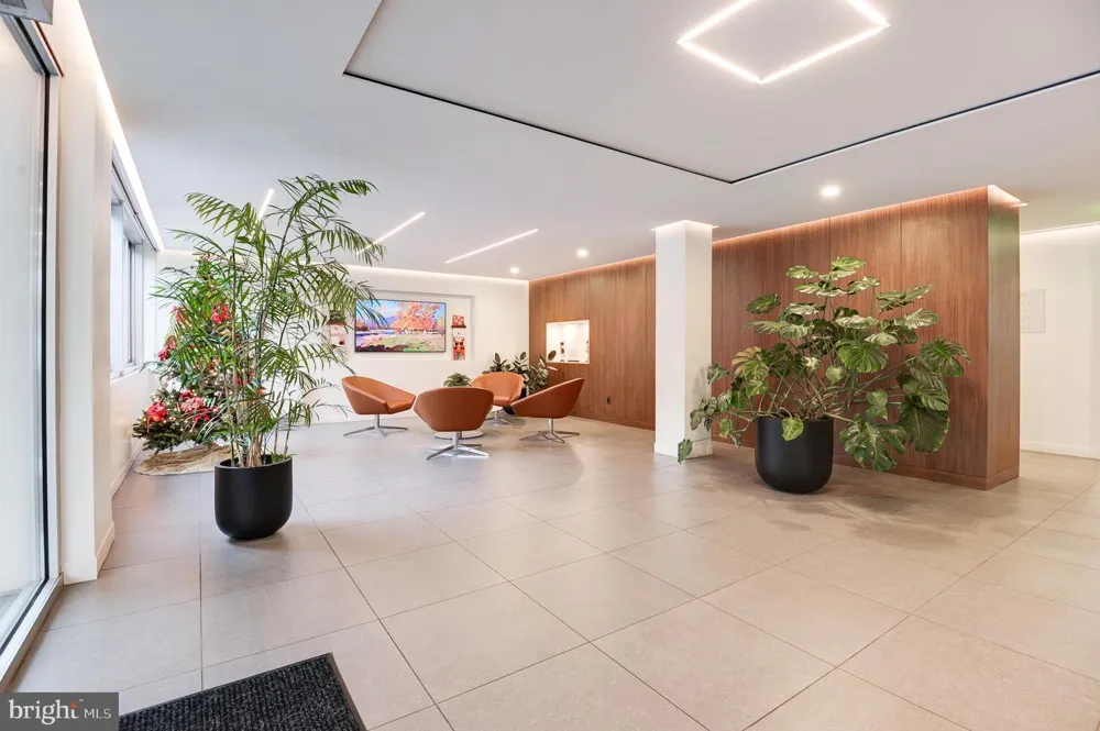 1301 S ARLINGTON RIDGE ROAD S #310 Arlington, VA 22202