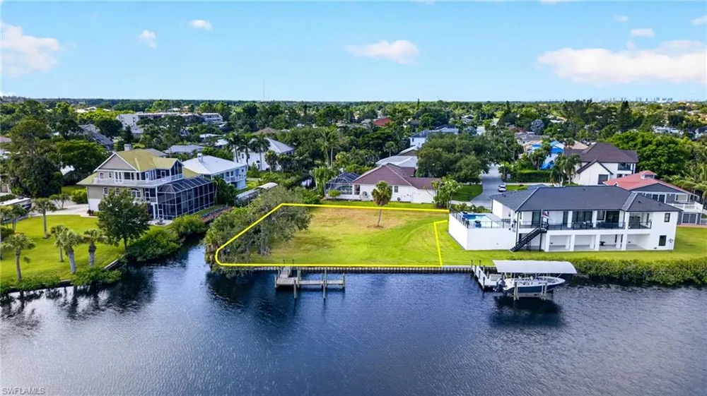 27218 High Seas Lane Bonita Springs, FL 34135