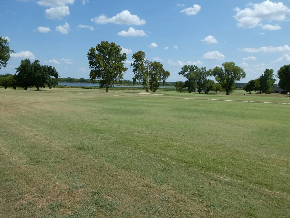 18 Aberdeen Drive Burneyville, OK 73430
