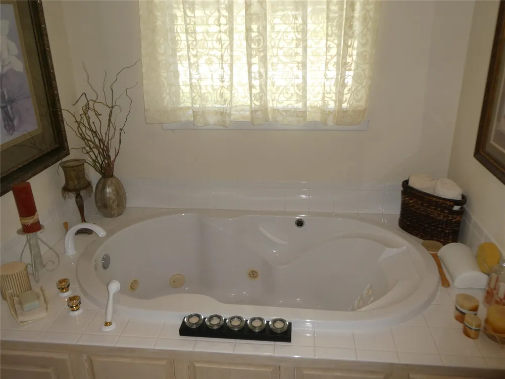 18 Aberdeen Drive Burneyville, OK 73430