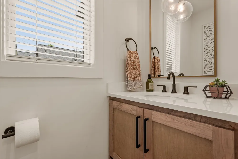 521 S 1st Street Broken Arrow, OK 74012
