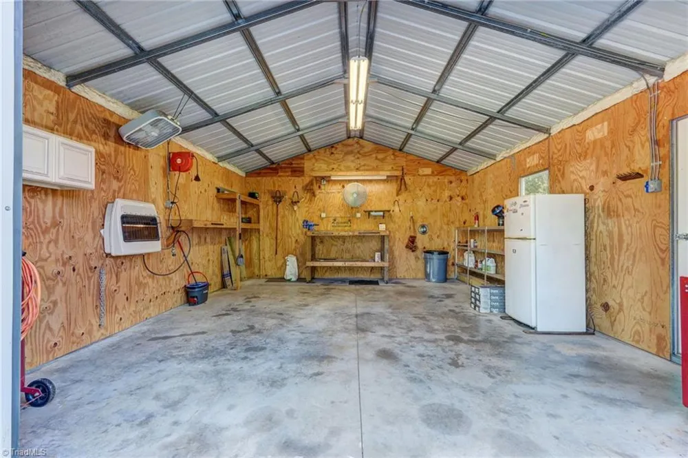 2919 Oak Ridge Road Oak Ridge, NC 27310
