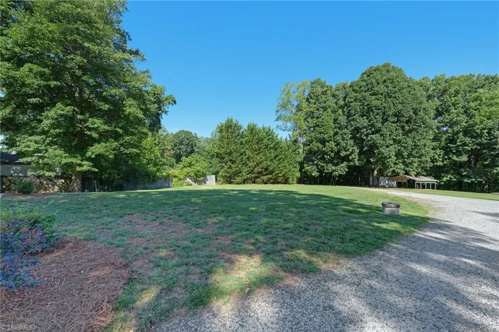 2919 Oak Ridge Road Oak Ridge, NC 27310