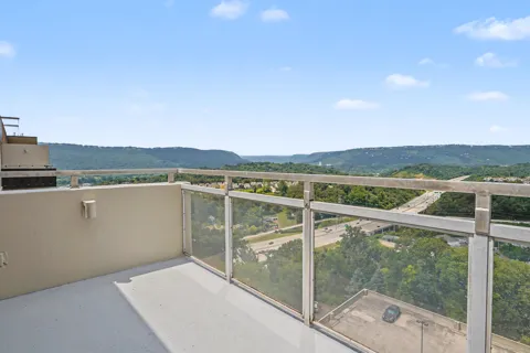 1131 Stringers Ridge Road