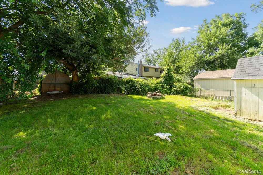 1181 Bangor Road Waterford Charter Township, MI 48328