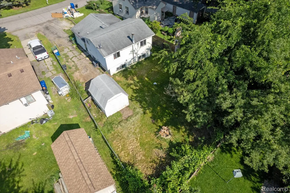 1181 Bangor Road Waterford Charter Township, MI 48328