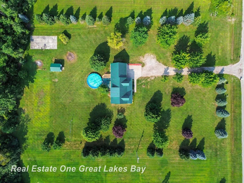 921 W Huron Road Arenac Township, MI 48749