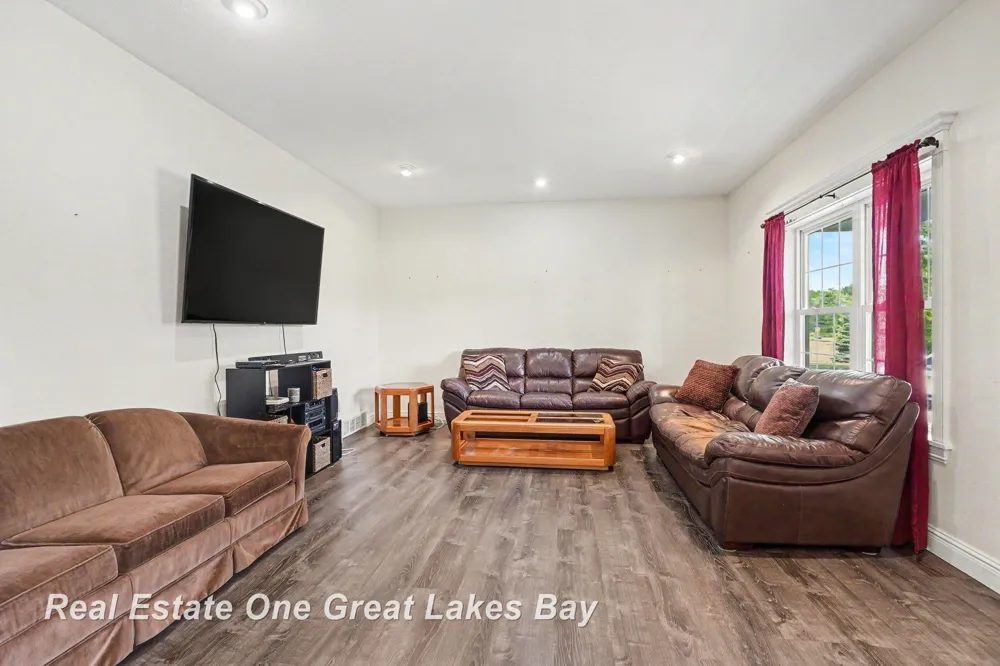 921 W Huron Road Arenac Township, MI 48749
