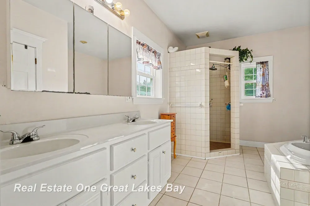 921 W Huron Road Arenac Township, MI 48749