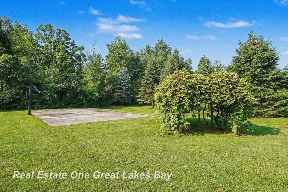 921 W Huron Road Arenac Township, MI 48749