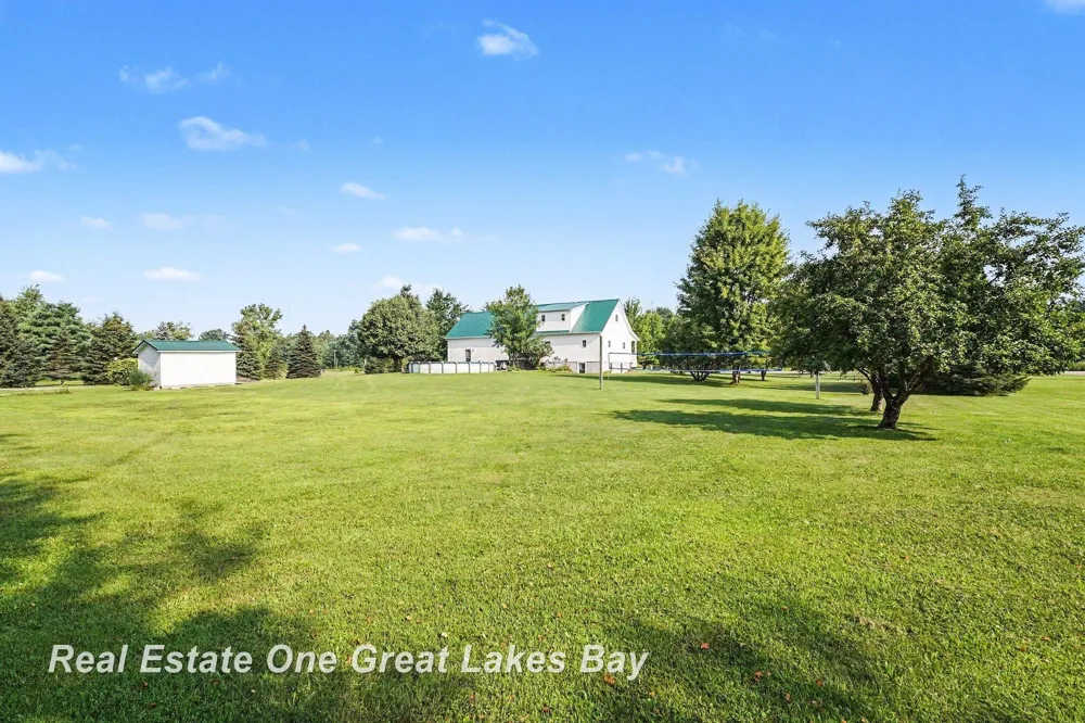 921 W Huron Road Arenac Township, MI 48749