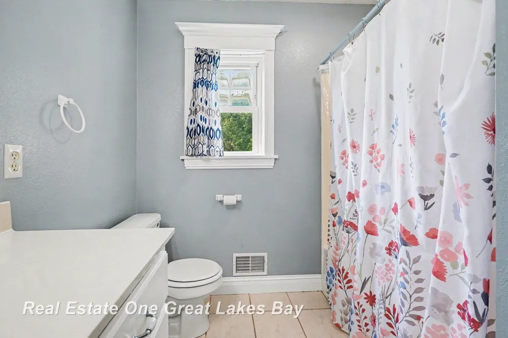 921 W Huron Road Arenac Township, MI 48749