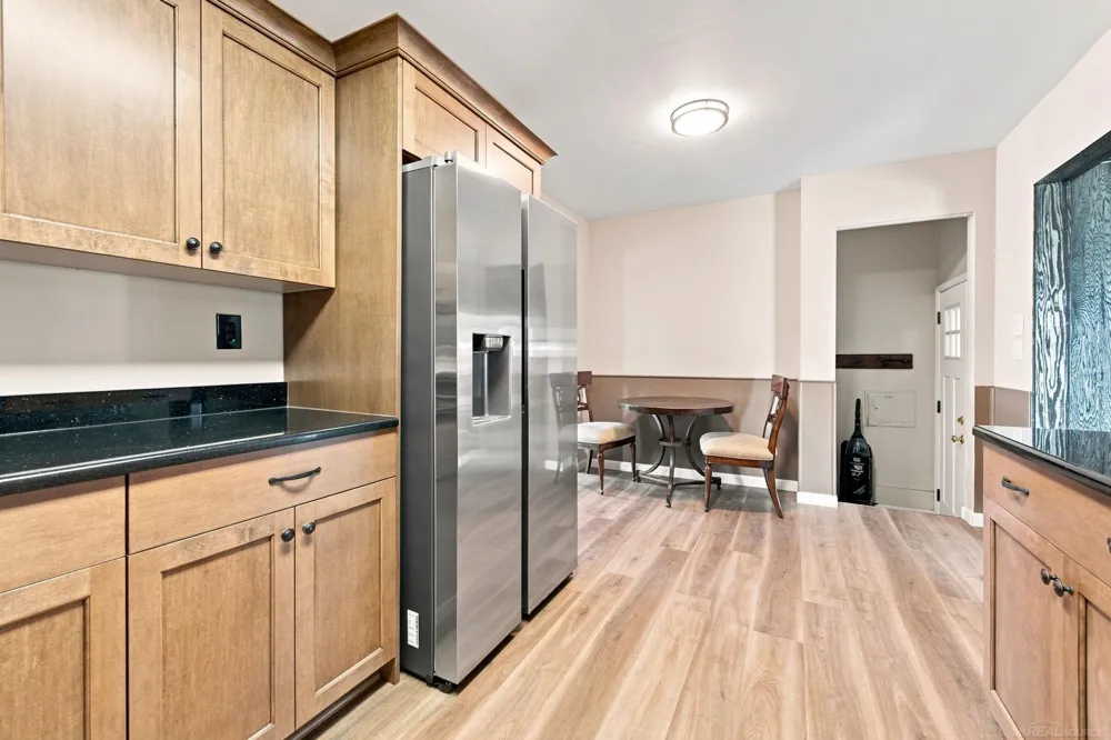 15611 common Road Roseville City, MI 48066