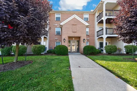 4350 Regency Ridge Court #304