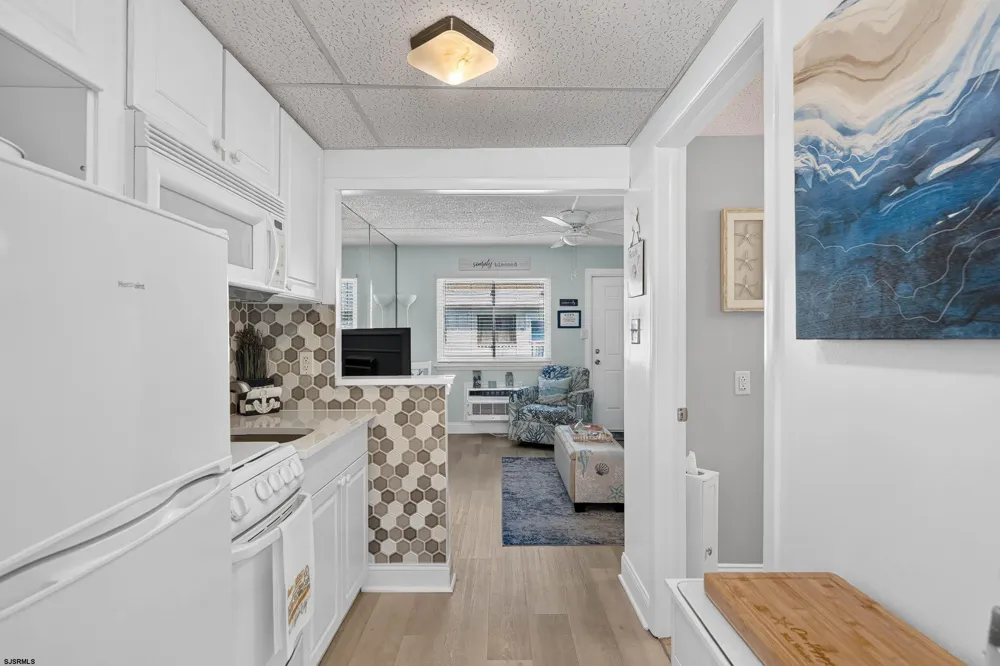 921 Wesley Ave Ocean City, NJ 08226