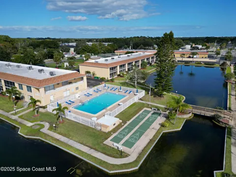 2135 Courtenay Parkway #236