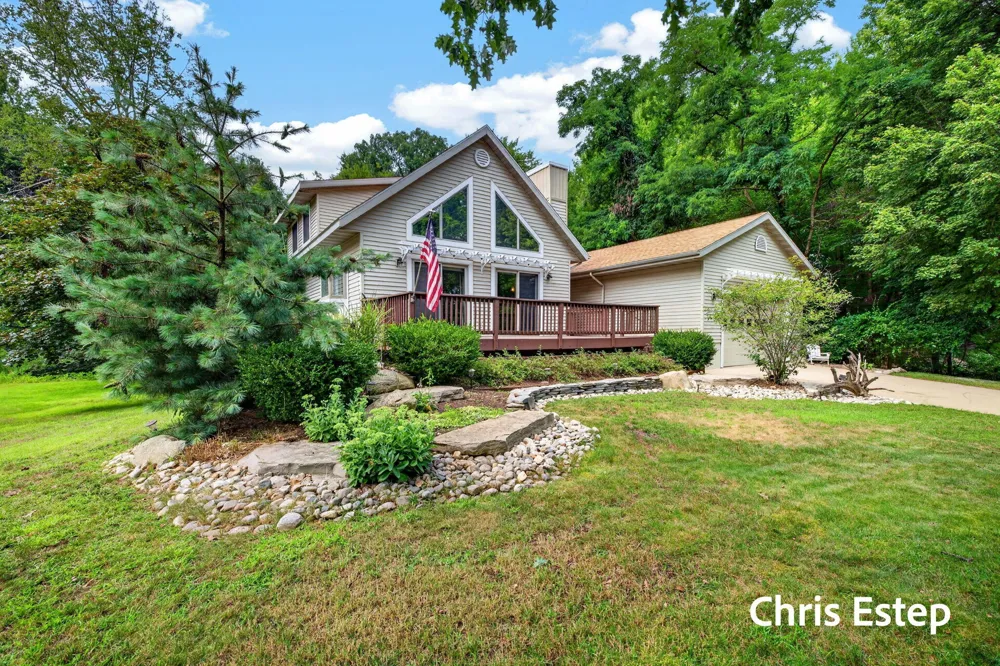 18127 Lovell Road Spring Lake, MI 49456