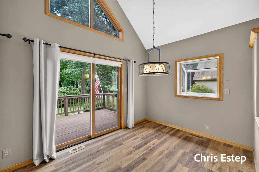 18127 Lovell Road Spring Lake, MI 49456