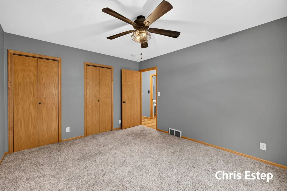 18127 Lovell Road Spring Lake, MI 49456