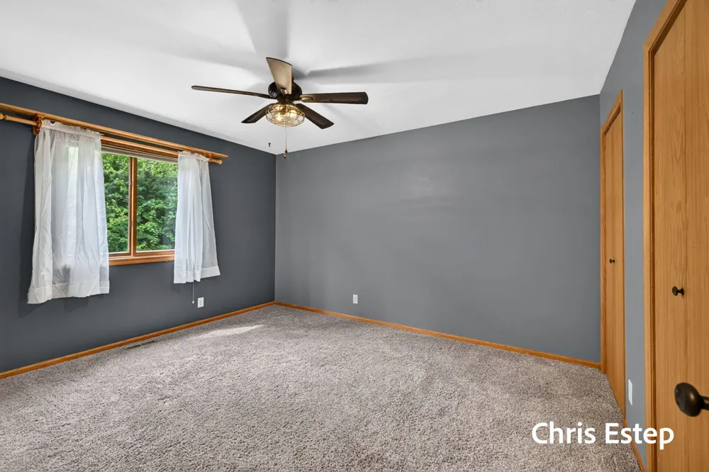 18127 Lovell Road Spring Lake, MI 49456