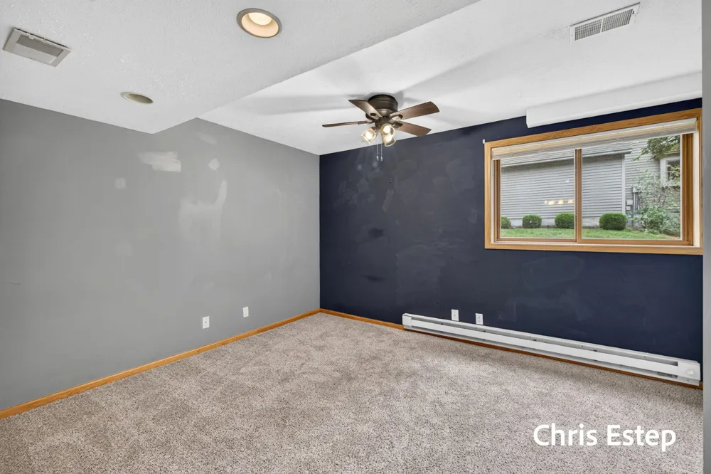 18127 Lovell Road Spring Lake, MI 49456
