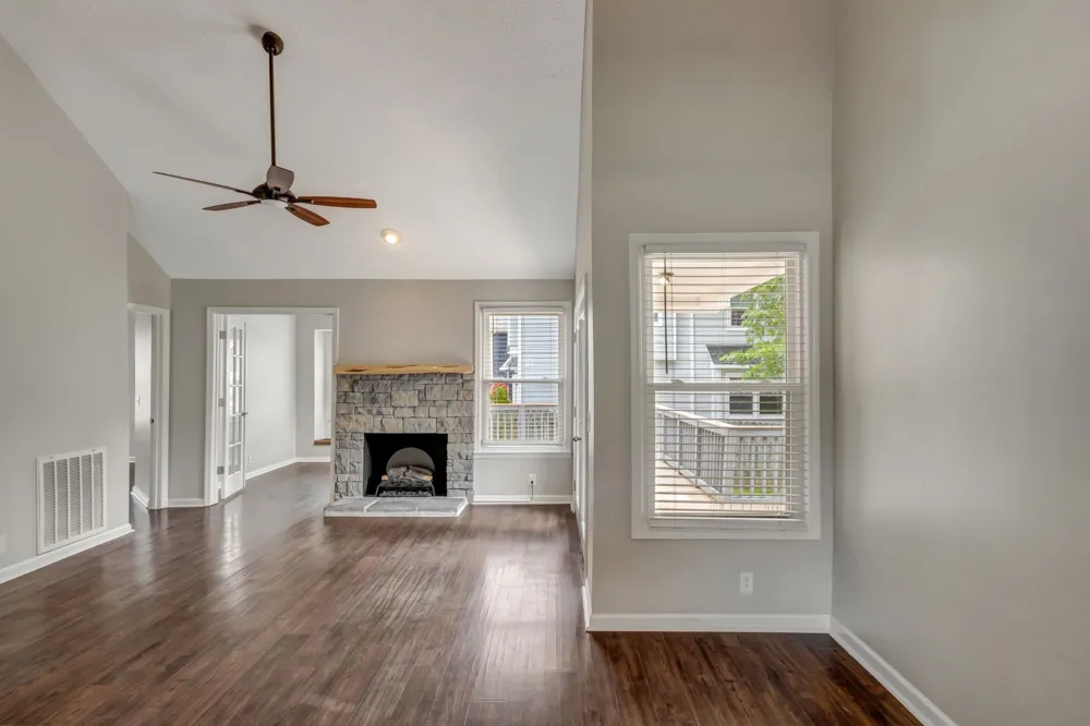 125 Agee Cir E Hendersonville, TN 37075