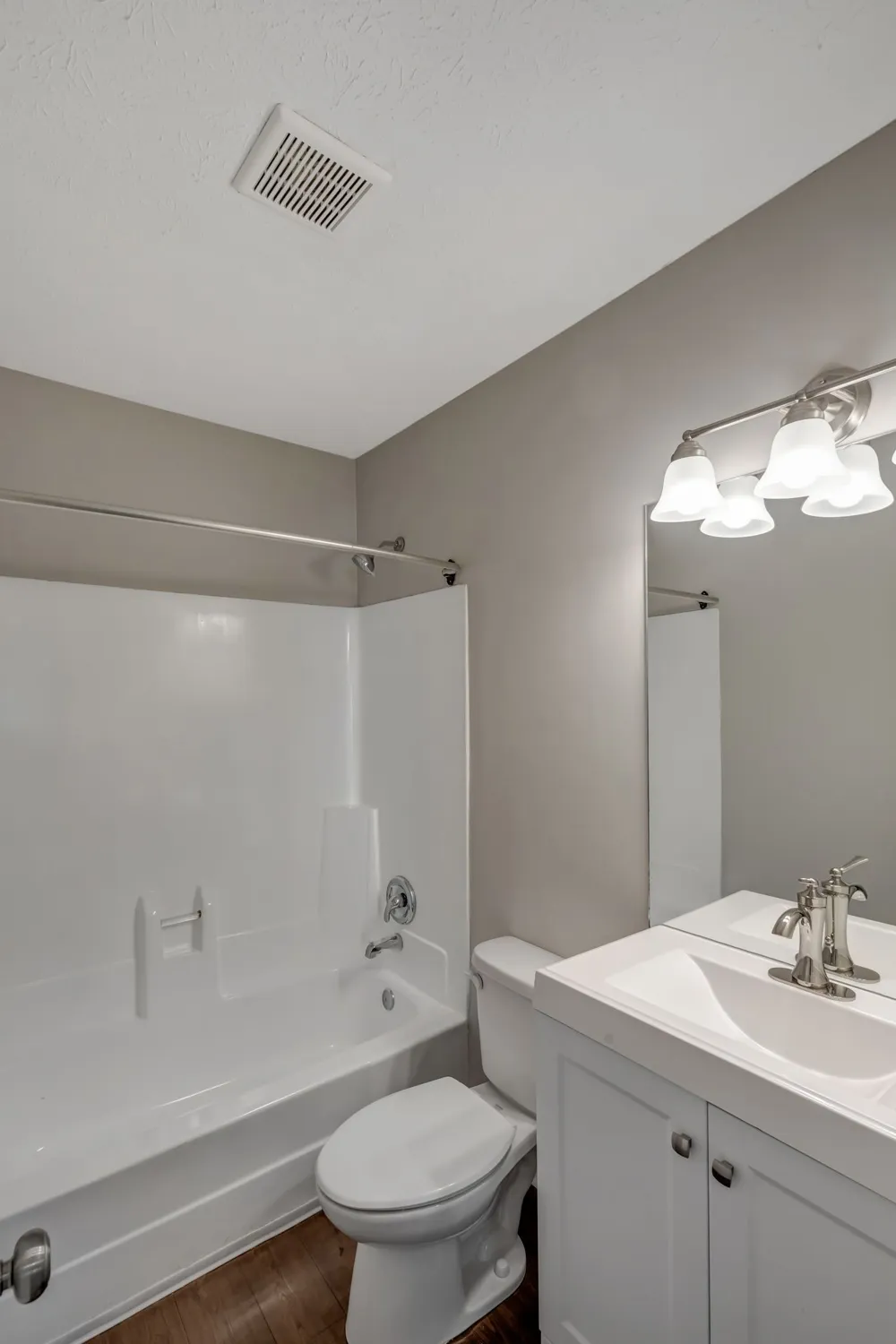 125 Agee Cir E Hendersonville, TN 37075