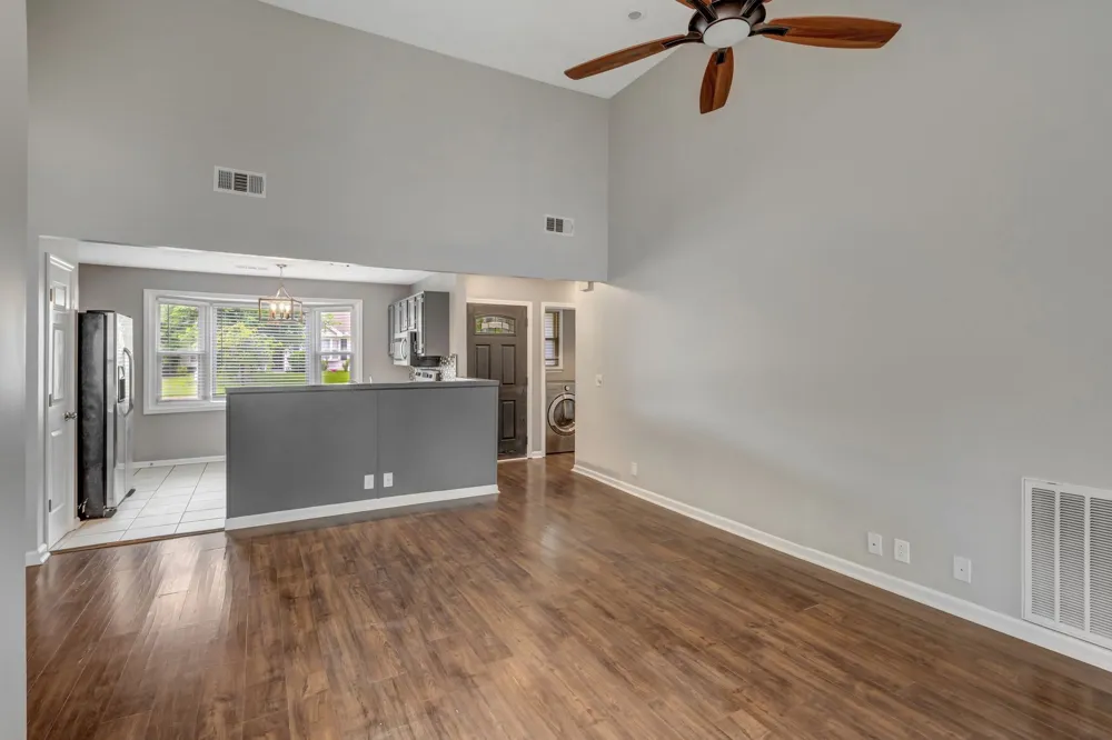 125 Agee Cir E Hendersonville, TN 37075
