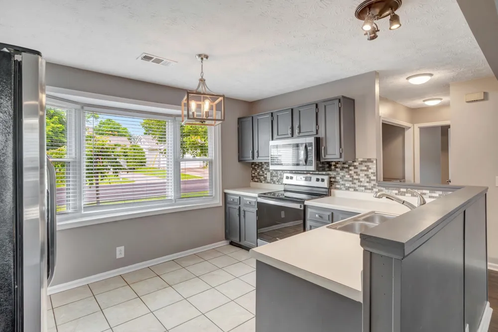 125 Agee Cir E Hendersonville, TN 37075