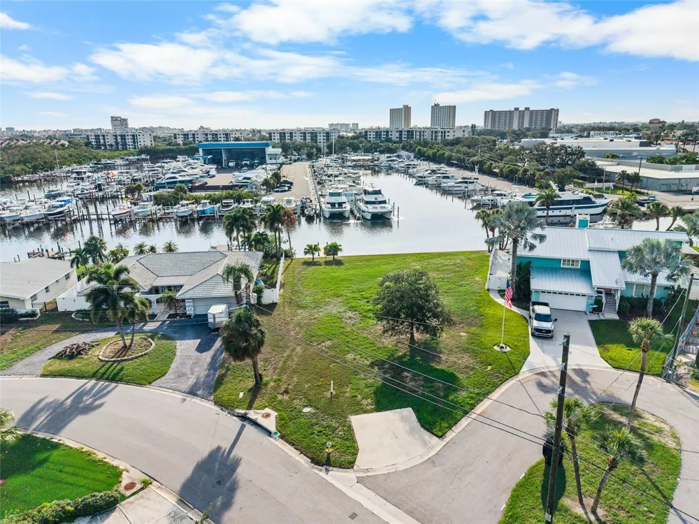 1301 SEA GULL DRIVE S St Petersburg, FL 33707