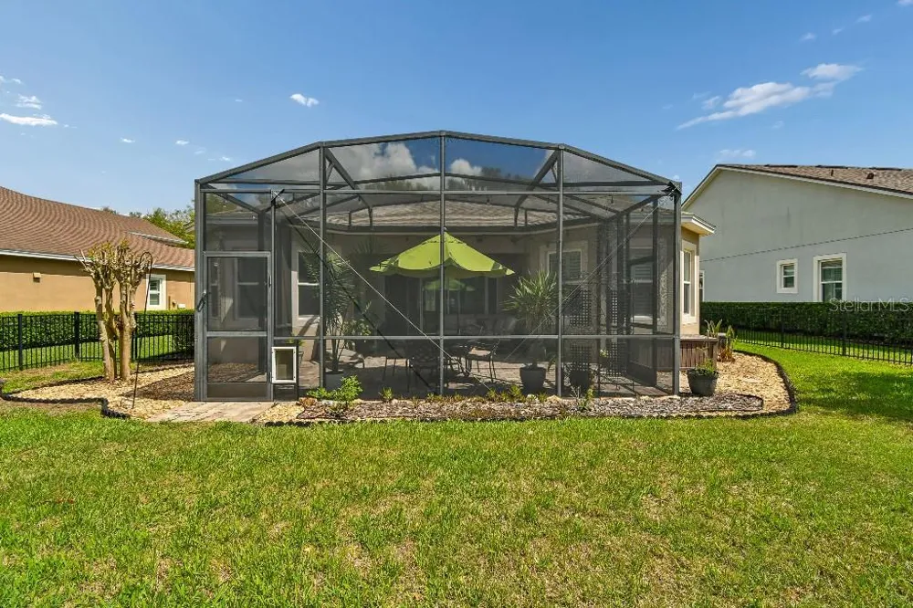 112 SUFFOLK COURT Deland, FL 32724