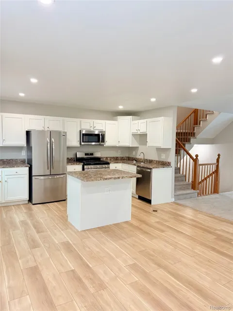 272 Main Sail Court