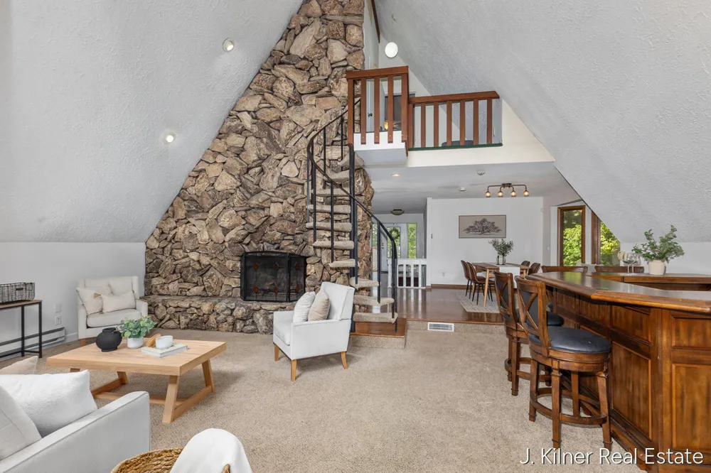24865 44th Avenue Almena Township, MI 49071