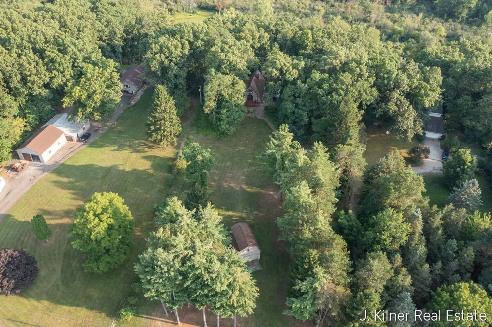 24865 44th Avenue Almena Township, MI 49071