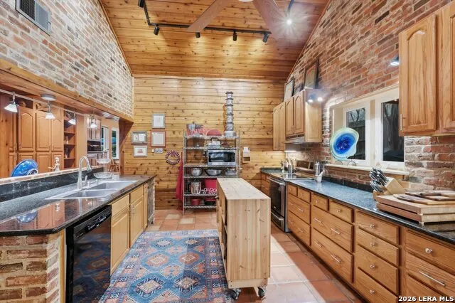340 MUSTANG CIR Hollywood Park, TX 78232