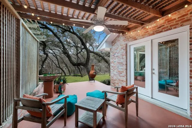 340 MUSTANG CIR Hollywood Park, TX 78232