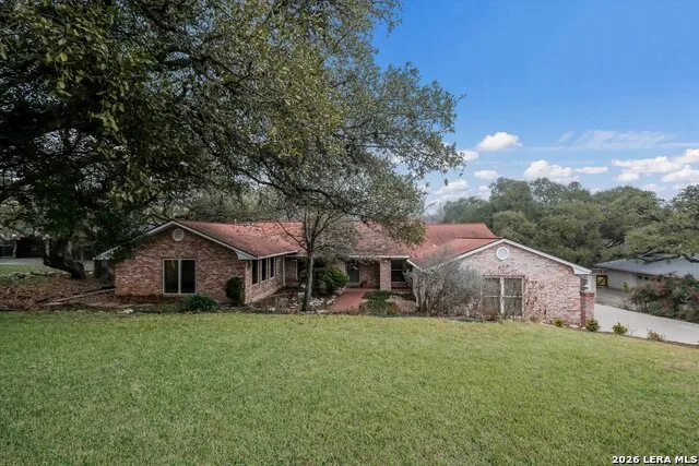 340 MUSTANG CIR Hollywood Park, TX 78232