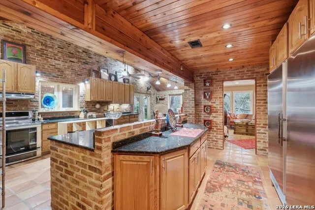 340 MUSTANG CIR Hollywood Park, TX 78232