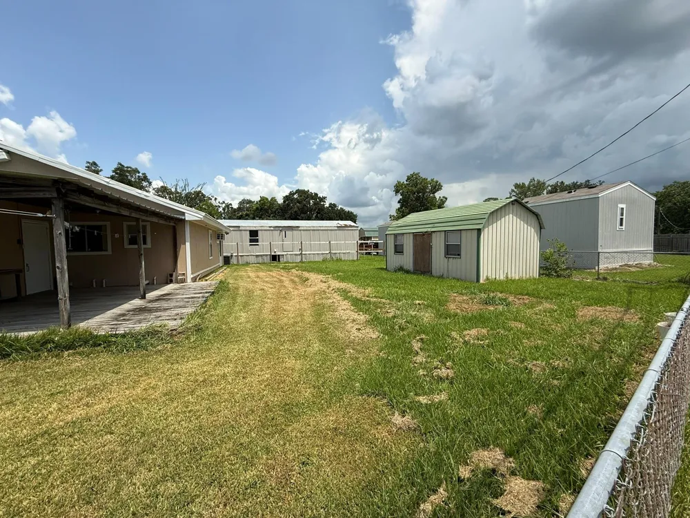 109 Maple Street Highlands, TX 77562